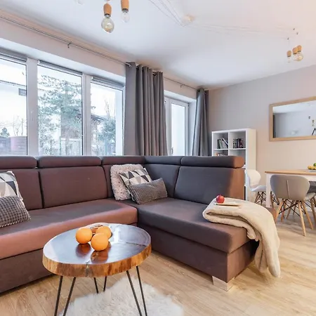 Holiday home Domek Ida *